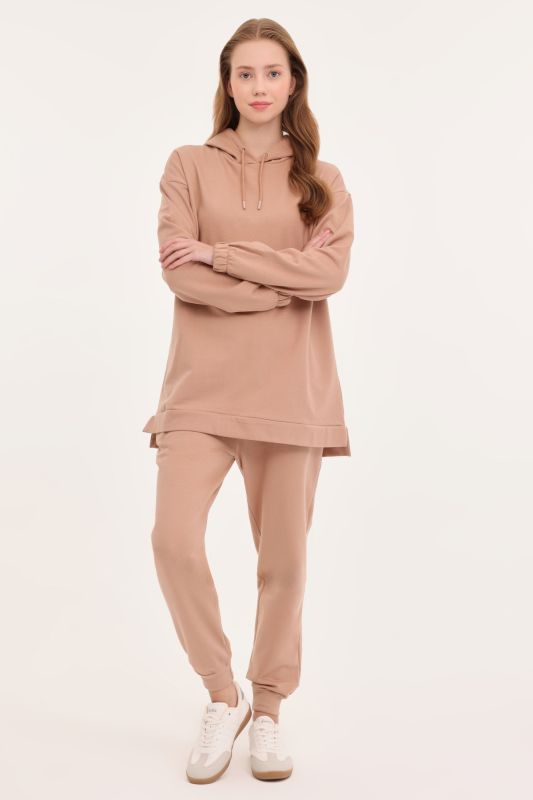 WL CLAUDIA 17MS418 4PR Camel Women's Sweatshirt