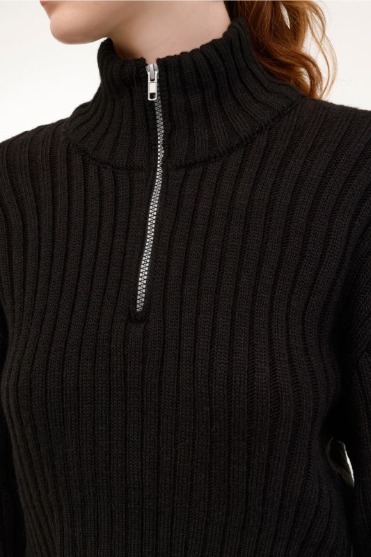 WL SIERRA 58DN05 4PR Black Women's Long Sleeve Sweater